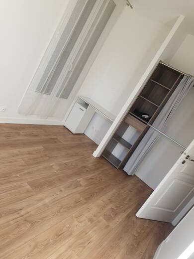 Maison à louer 550 € 1 pièce Sainte Thérèse-Bons Enfants-Gare Montgeron 91230