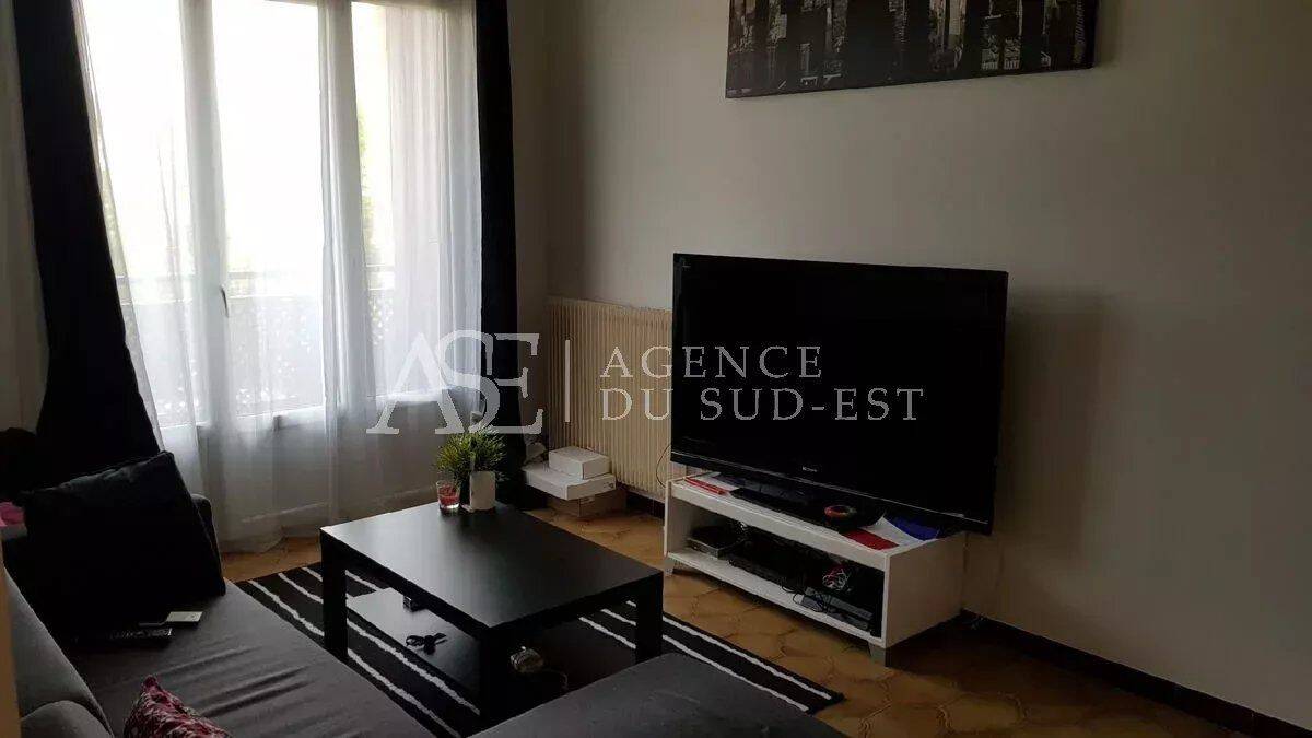 Appartement 2 pièces 48 m² · à Aix-en-Provence · 47,5 m² · 904 €
