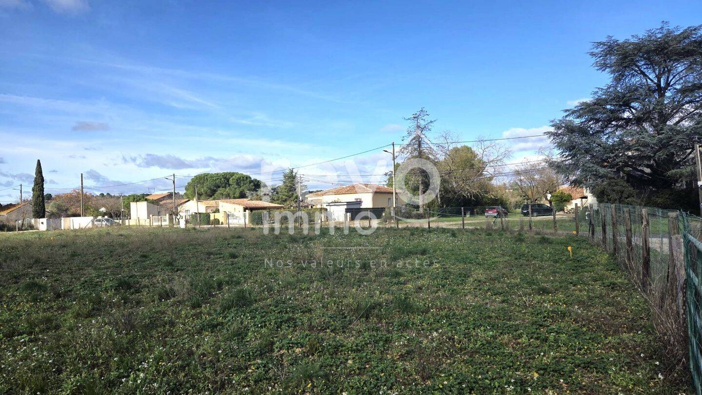 Terrain de 556 m² à Paulhan - photo 2