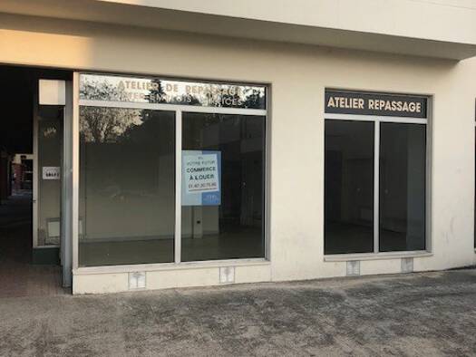 Boutique à louer 1 361 € 97 m² de surface de vente Les Hauldres Est Moissy-Cramayel 77550