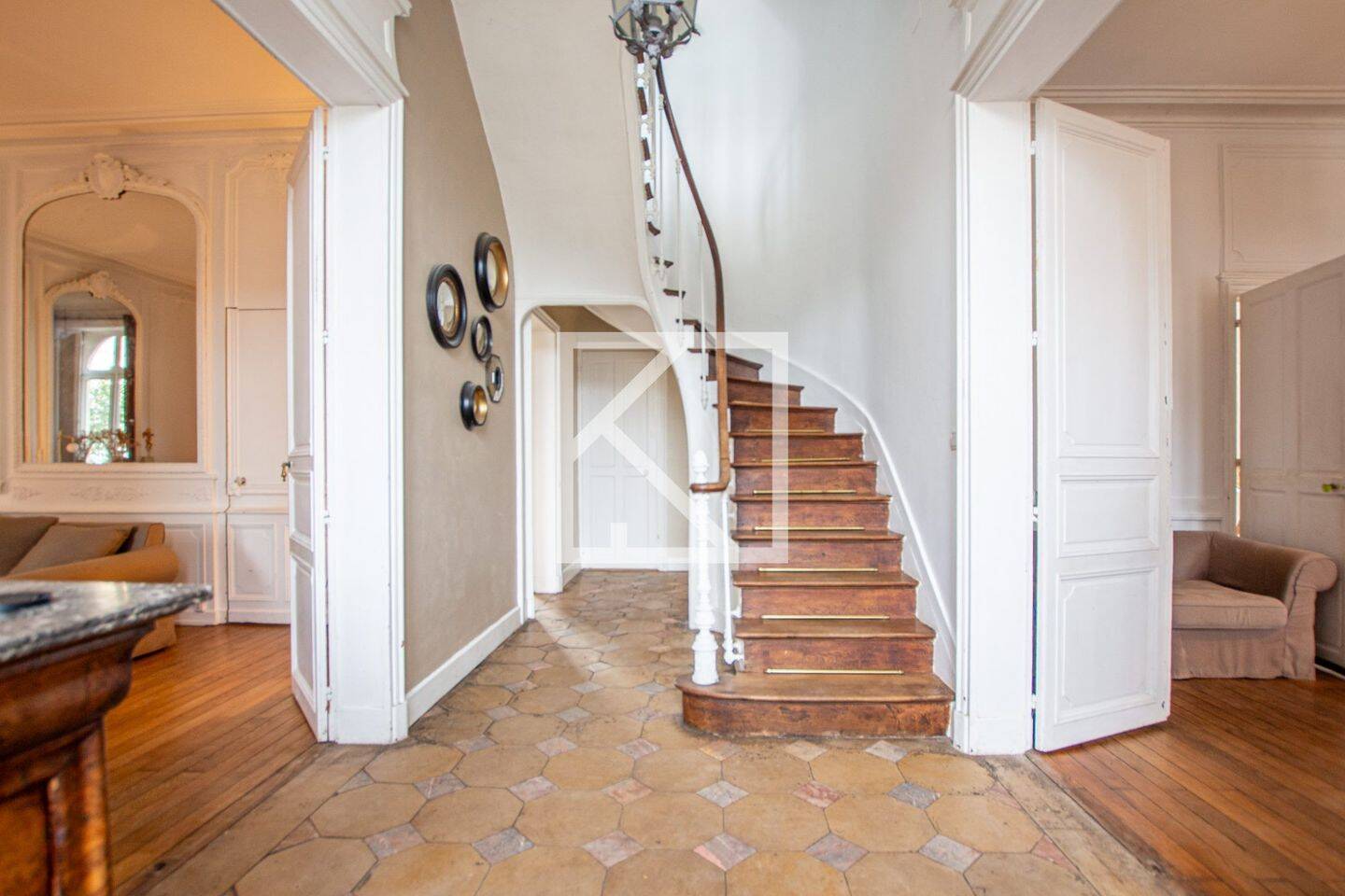 Maison 7 pièces 285 m² · à Durtal · 285 m² · 530 000 €