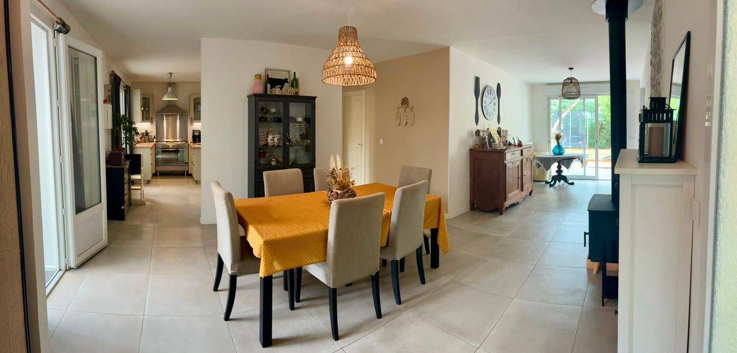 Maison 5 pièces 142 m² · à Tresses · 142 m² · 398 000 €