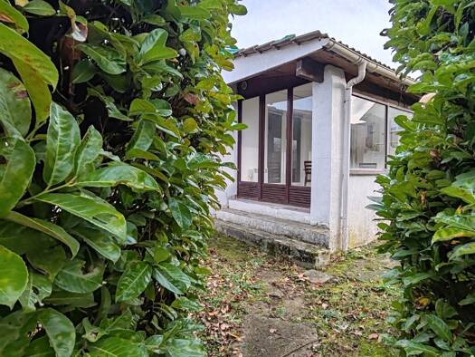 Maison de plain-pied à vendre 210 000 € 2 pièces 1 chambre 56 m² 174 m² de terrain Vieil Orly-Centre Ville Orly 94310