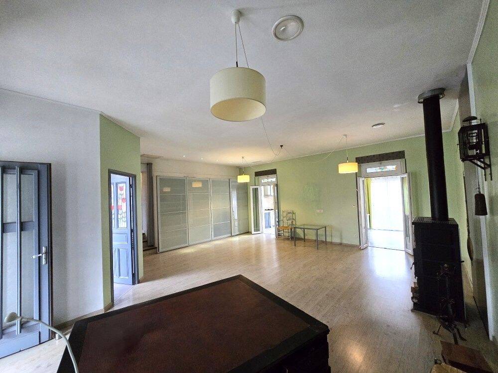 Maison 5 pièces 150 m² · à Nîmes · 150 m² · 299 000 €