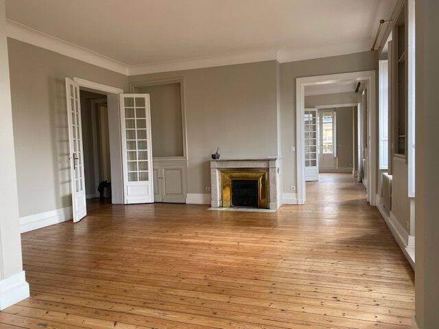 Appartement 6 pièces 200 m² · à Bordeaux · 200 m² · 3 347 €
