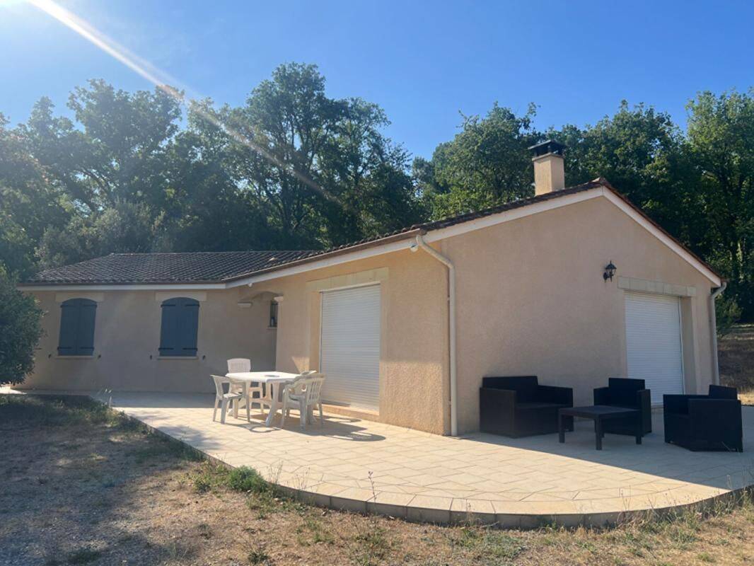 Maison 4 pièces 112 m² · à Sainte-Nathalène · 112 m² · 237 000 €