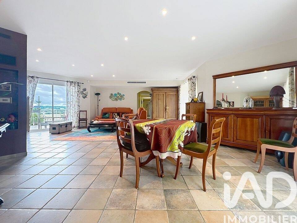 Maison 5 pièces 160 m² · à Projan · 160 m² · 395 000 €