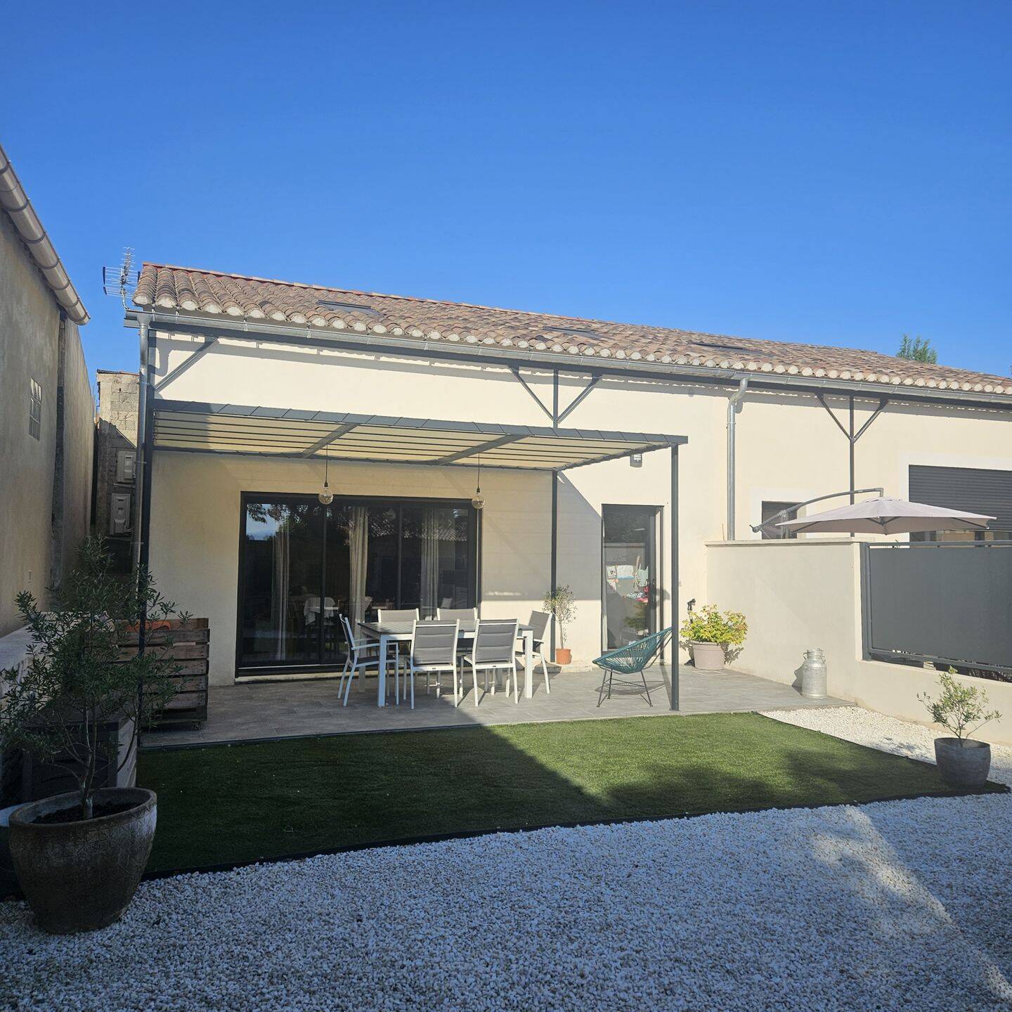 Maison 4 pièces 97 m² · à Robion · 97 m² · 319 000 €