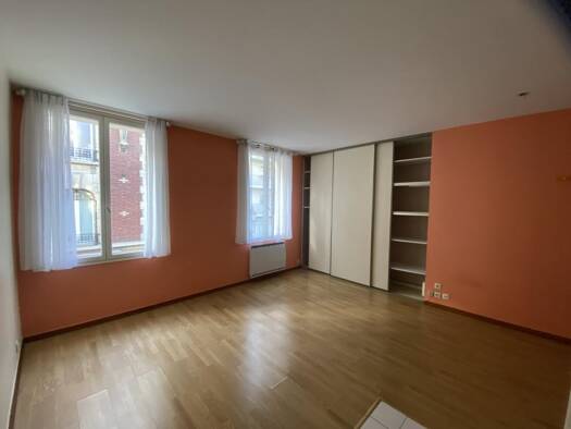 Studio à louer 620 € 1 pièce 26 m² 1er étage Gate Vigne Mantes-la-Jolie 78200
