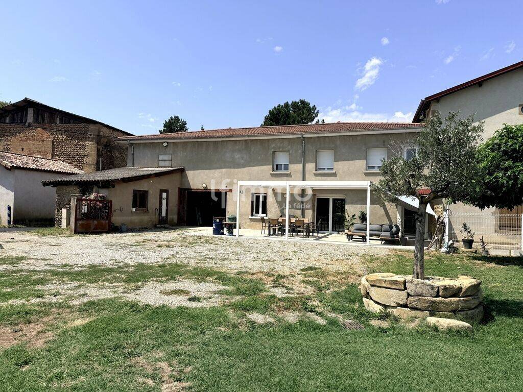 Maison 5 pièces 168 m² · à Saint-Sorlin-en-Valloire · 168,5 m² · 299 500 €
