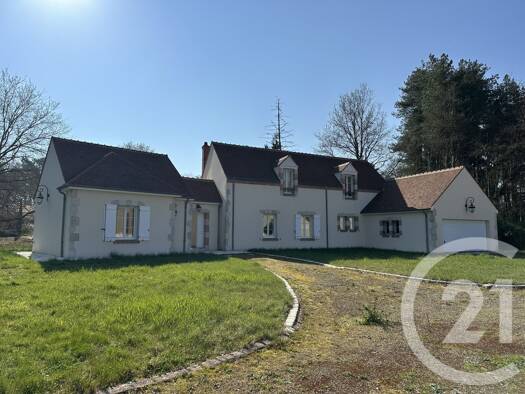 Maison à vendre 337 600 € 4 pièces 2 chambres 185,9 m² 3 270 m² de terrain Vitry-aux-Loges 45530