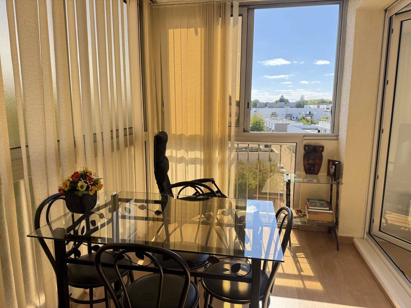 Appartement 3 pièces 85 m² · à Épernon · 85 m² · 220 000 €