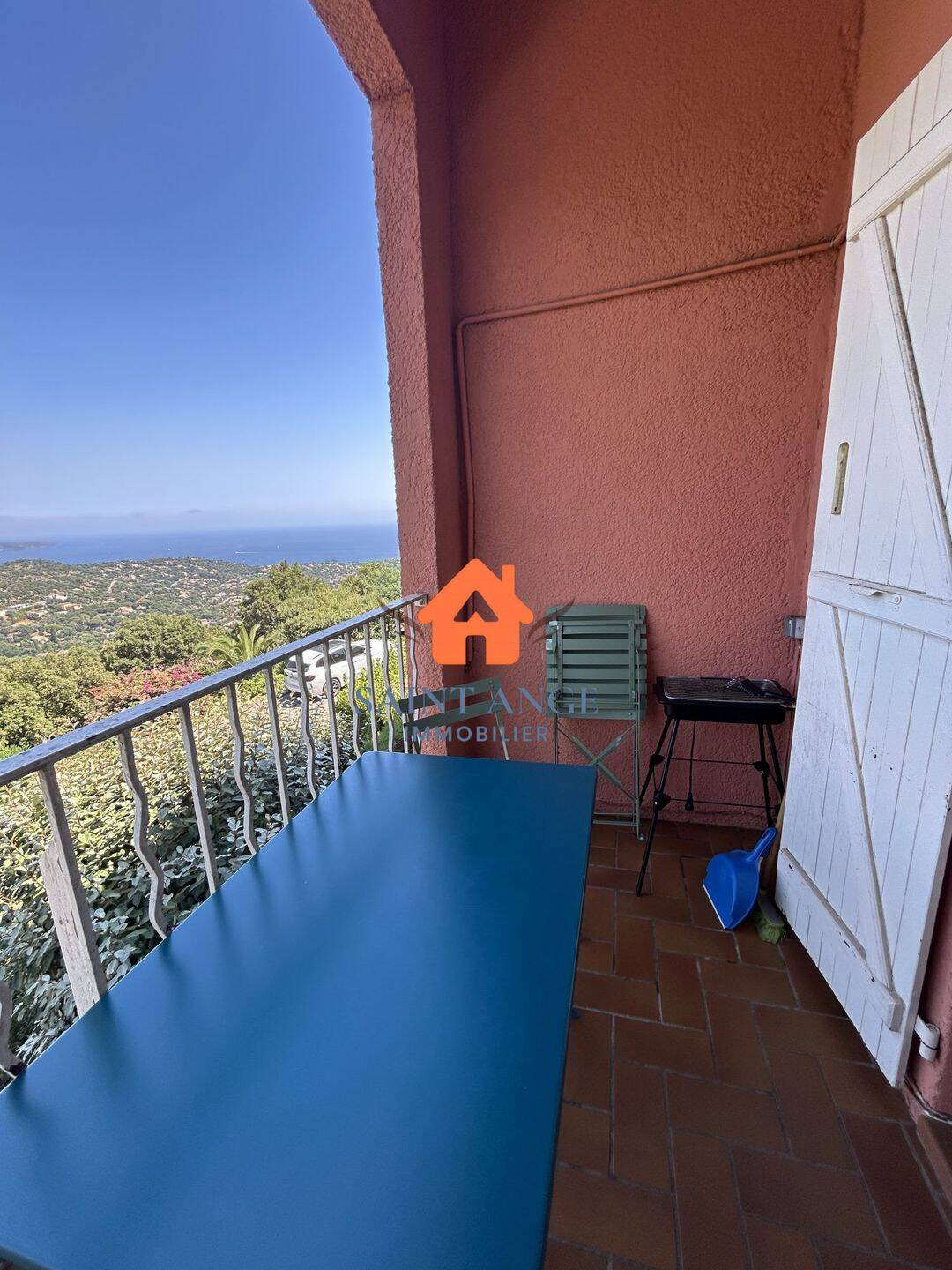 Appartement 1 pièce 27 m² · à Cavalaire-sur-Mer · 27 m² · 850 €