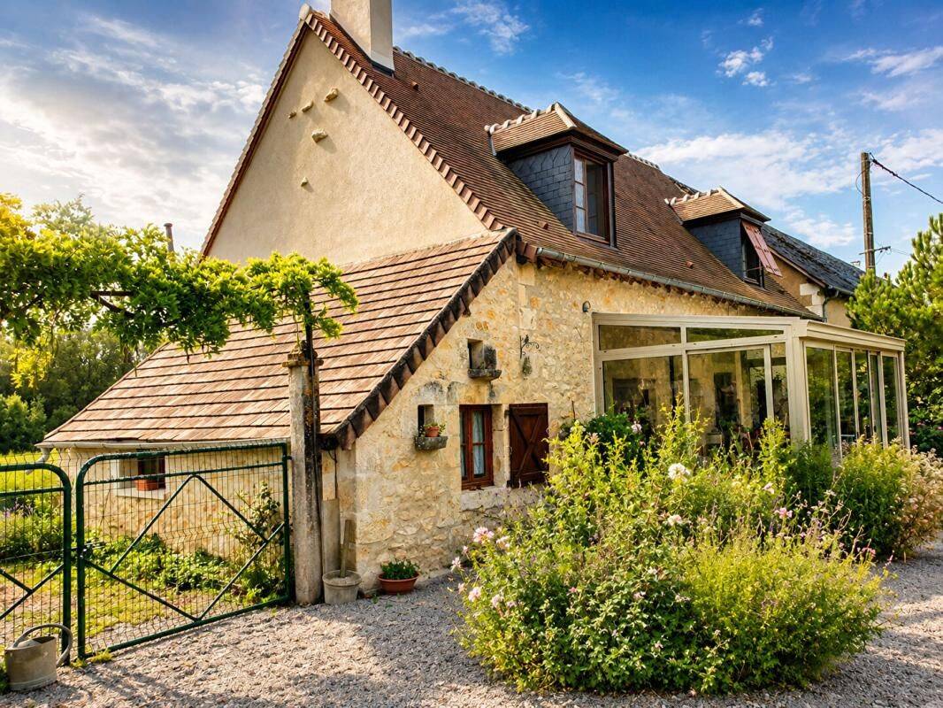 Maison 11 pièces 240 m² · à Arthon · 240 m² · 385 000 €