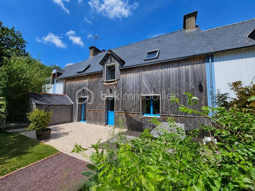 Maison 7 pièces 214 m² · à Saint-Vincent-sur-Oust · 214 m² · 273 500 €
