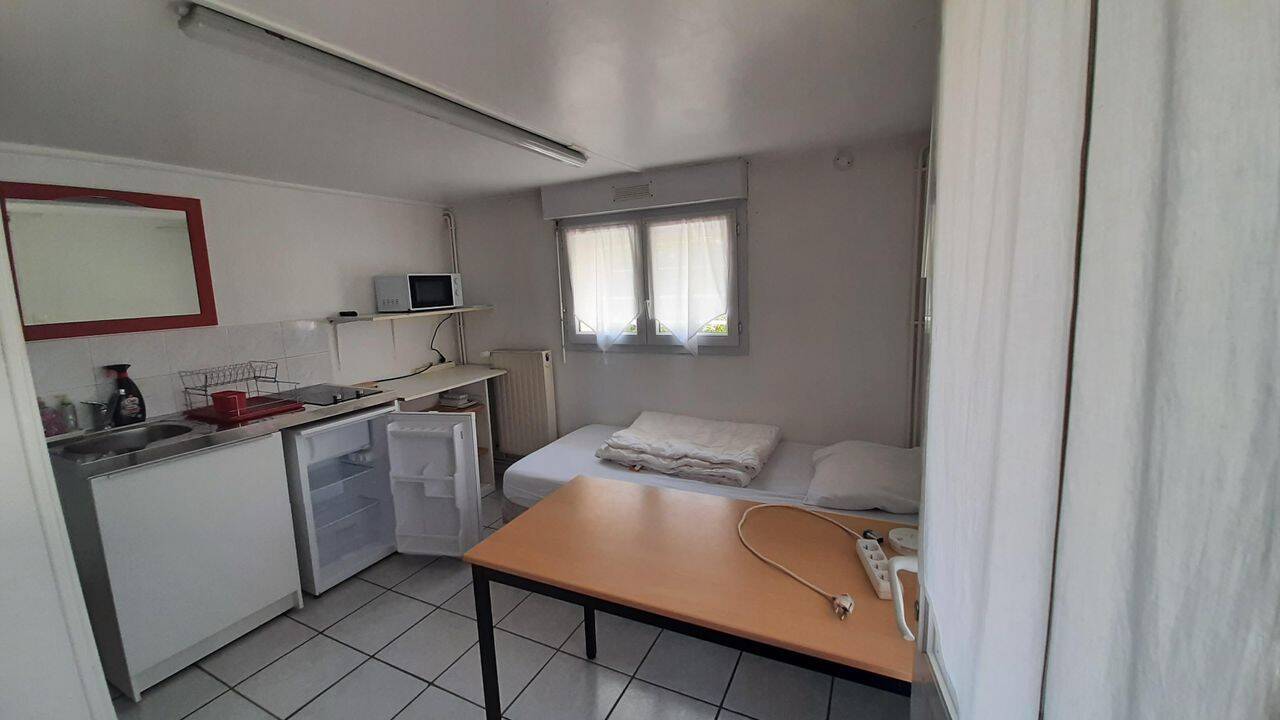 Appartement 1 pièce 11 m² · à Caen · 11 m² · 380 €