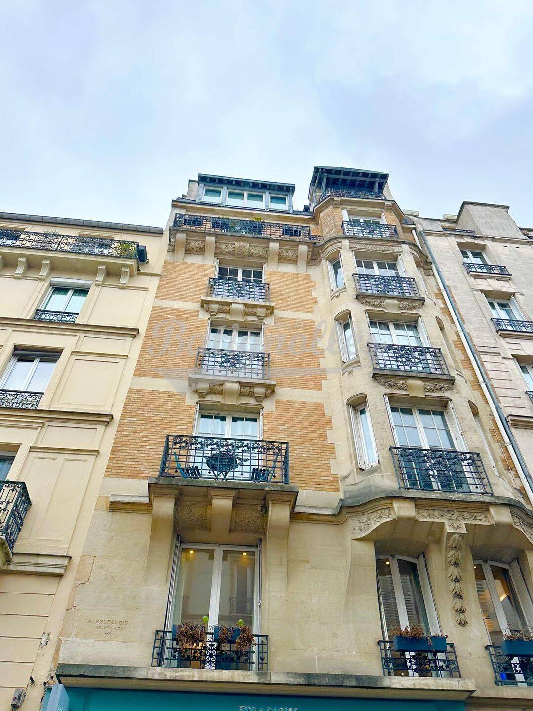 Appartement 1 pièce 39 m² · à Paris 17ème Arrondissement · 38,8 m² · 407 000 €