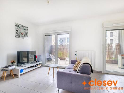 Appartement à vendre 120 000 € 2 pièces 1 chambre 44 m² RDC Rillieux-la-Pape 69140