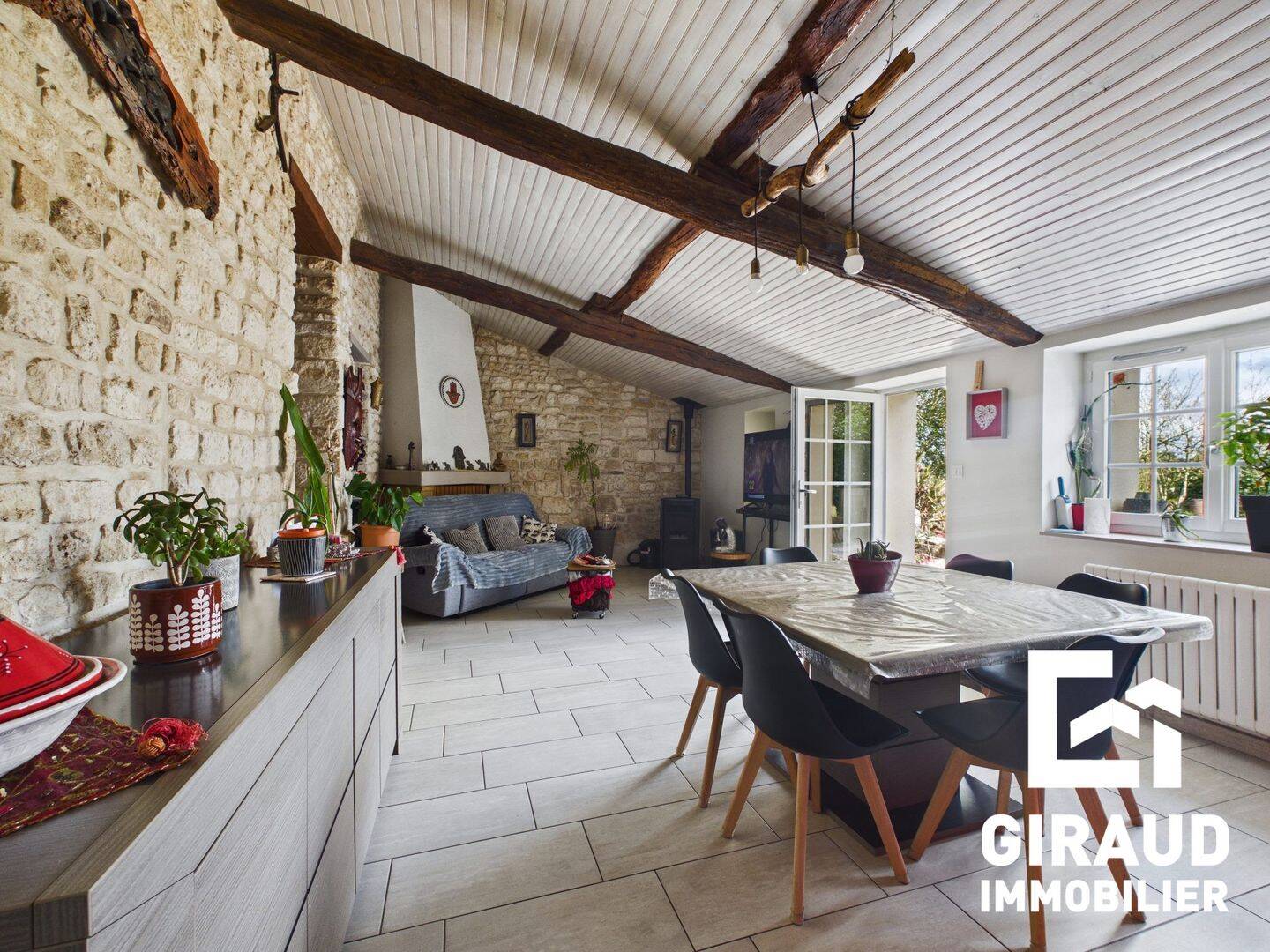 Maison 7 pièces 135 m² · à Pissotte · 135 m² · 200 000 €