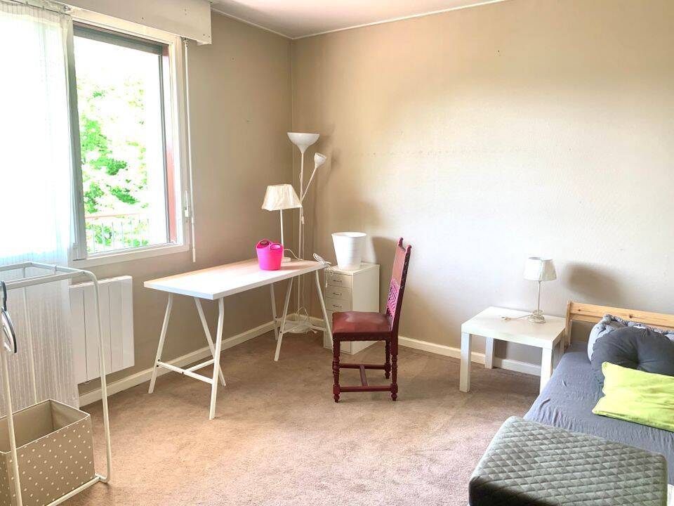Appartement 1 pièce 14 m² · à Bron · 14 m² · 570 €
