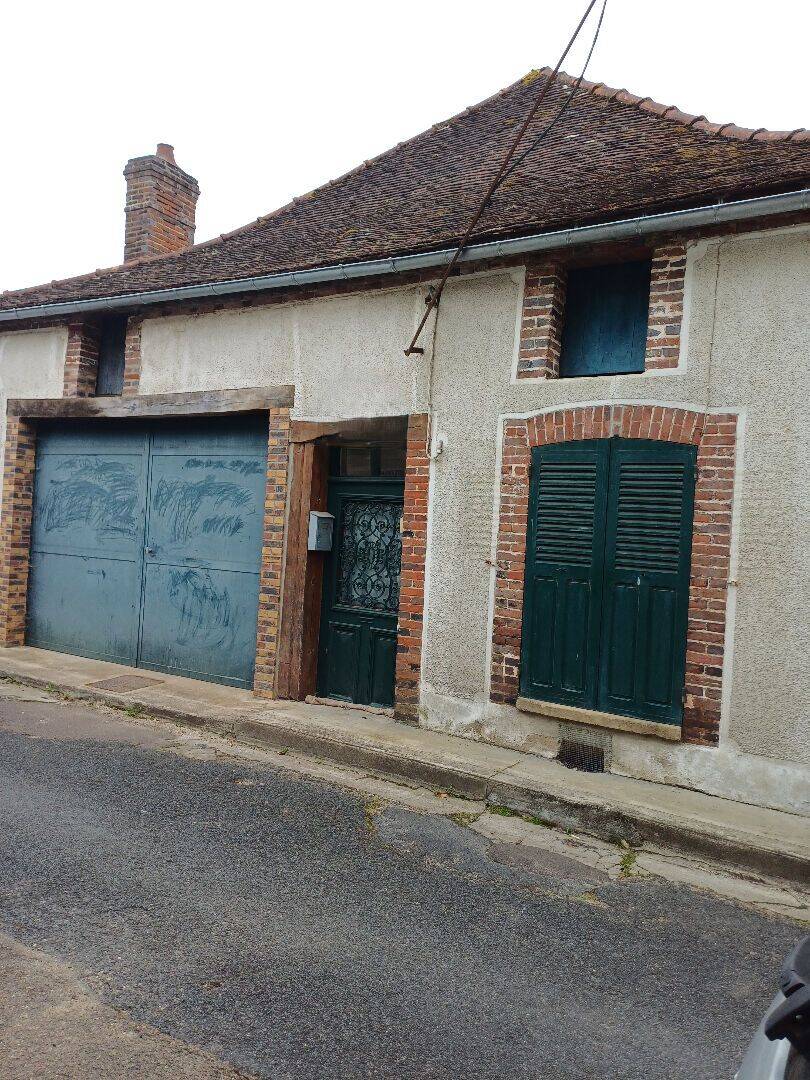 Maison 2 pièces 71 m² · à Villeneuve-sur-Yonne · 71 m² · 70 000 €