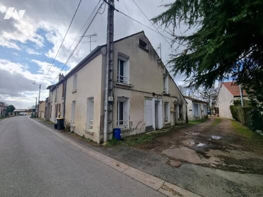 Maison à vendre 65 000 € 3 pièces 2 chambres 60 m² 260 m² de terrain Amilly 45200