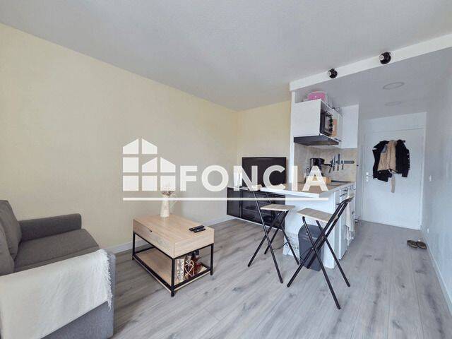 Appartement 2 pièces 28 m² · à Grenoble · 27,8 m² · 594 €