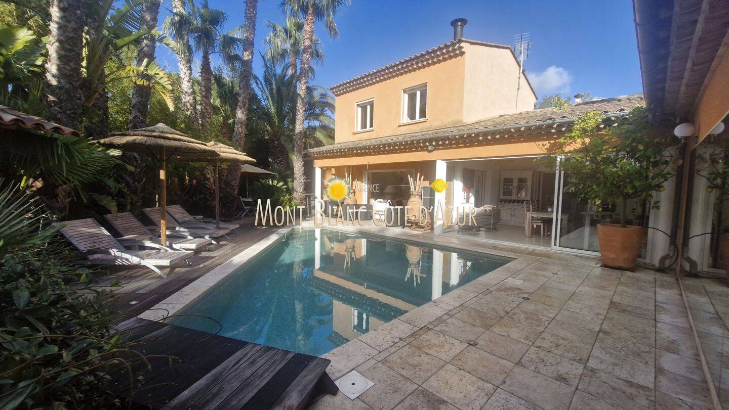 Maison 5 pièces 180 m² · à Sainte-Maxime · 180 m² · 997 000 €