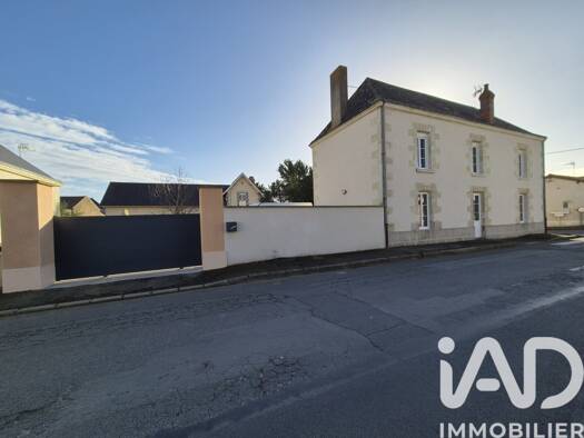 Maison à vendre 178 900 € 5 pièces 3 chambres 137 m² 317 m² de terrain Cersay 79290