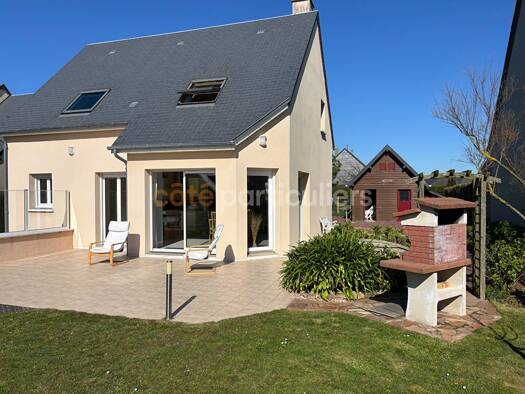 Maison à vendre 327 600 € 6 pièces 4 chambres 104 m² 770 m² de terrain Bretteville-sur-Ay 50430