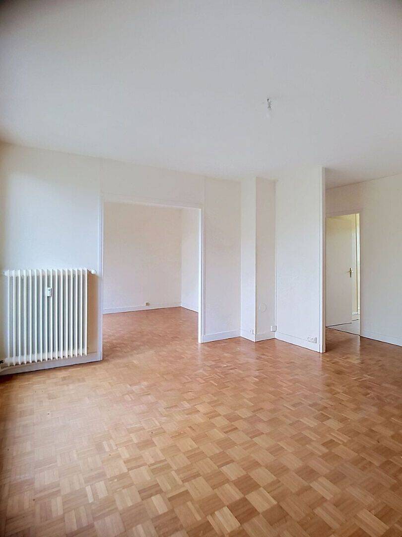 Appartement 4 pièces 72 m² · à Étampes · 72 m² · 891 €