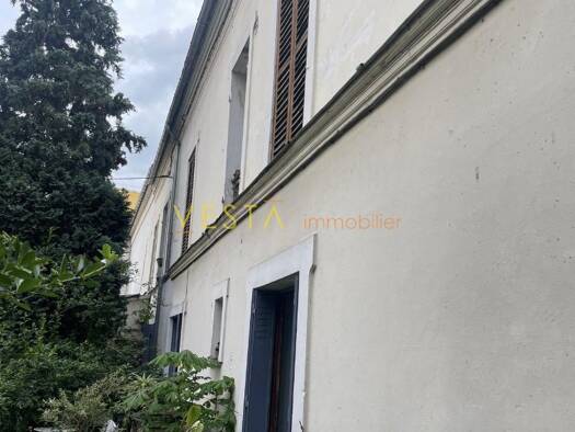 Immeuble à vendre 960 000 € 370 m² La Noue-Clos Français Montreuil 93100