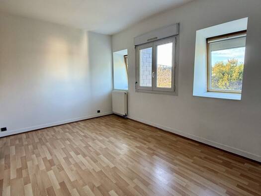 Appartement à louer - Première occupation 485 € 1 pièce 27,5 m² Étage 4/4 Les Eglantiers Vernon 27200