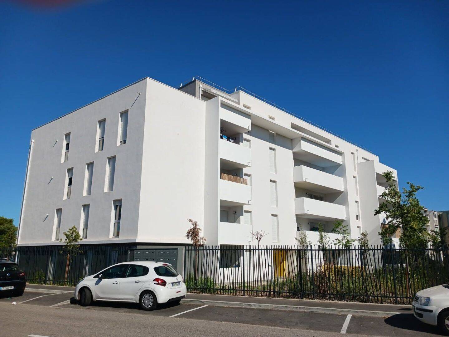 Appartement 3 pièces 62 m² · à Istres · 61,9 m² · 843 €