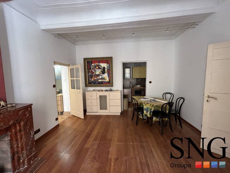 Appartement à louer 825 € 1 pièce 32,9 m² RDC disponible à partir du 05/06/2025 Comtale-Cente-Cours Mirabeau Aix-en-Provence 13100