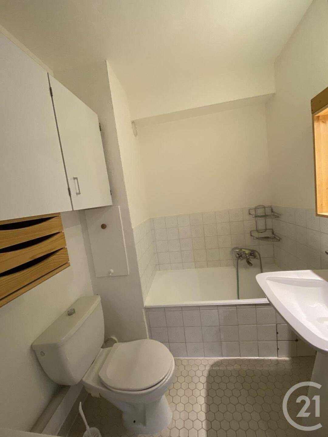 Appartement 1 pièce 39 m² · à Gaillard · 39 m² · 878 €