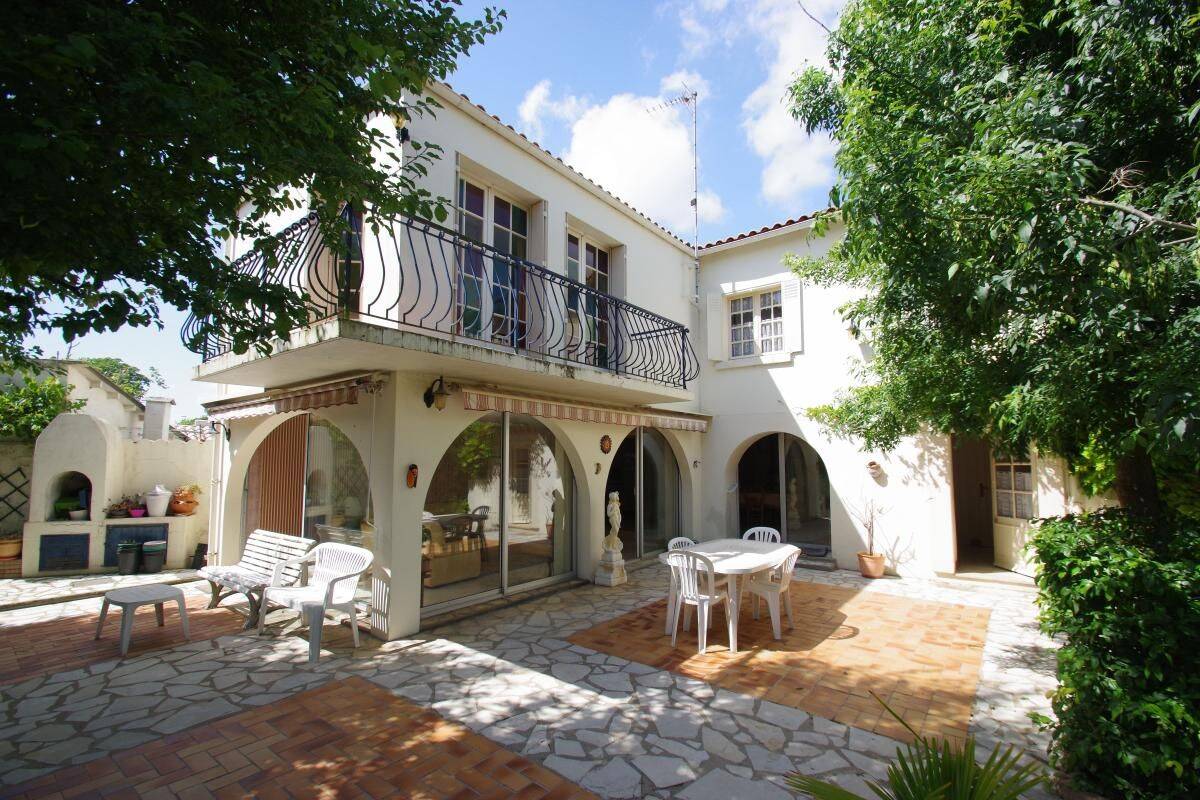 Maison 5 pièces 160 m² · à Périgny · 160 m² · 449 800 €