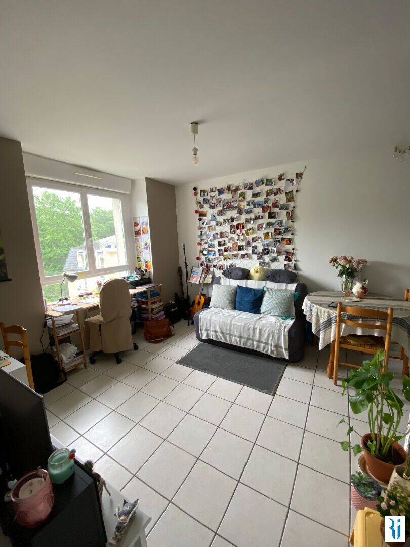 Appartement 2 pièces 34 m² · à Petit-Couronne · 34,3 m² · 570 €