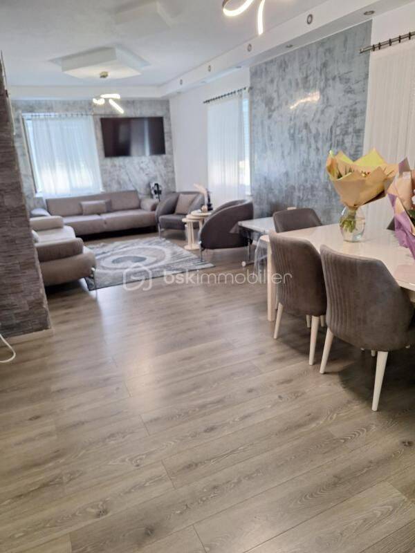 Maison 9 pièces 160 m² · à Ingersheim · 160 m² · 410 800 €