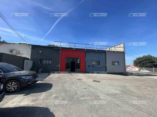 Local d'activités à louer 7 140 € 612 m² d'espace de stockage La Redonne Ensuès-la-Redonne 13820