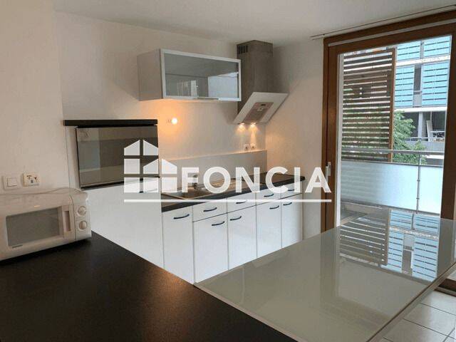 Appartement 2 pièces 56 m² · à Grenoble · 56,1 m² · 1 060 €