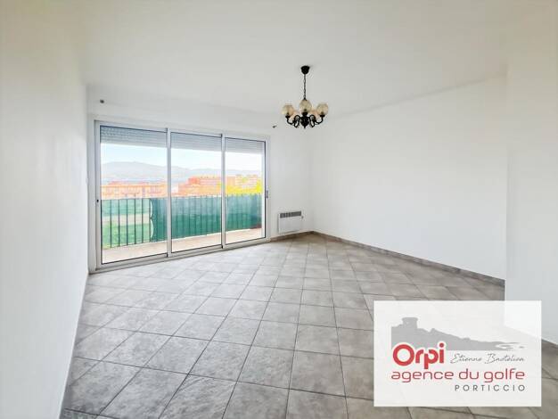 Appartement à vendre 210 000 € 4 pièces 3 chambres 71,2 m² Gare Ajaccio 20090