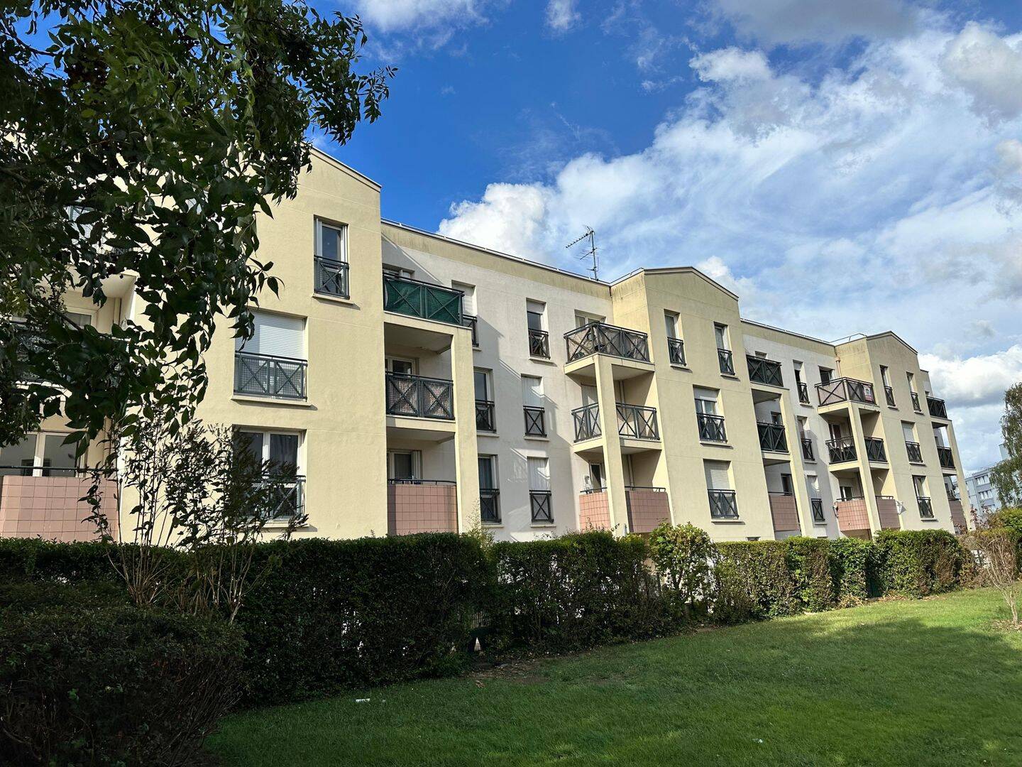 Appartement 4 pièces 77 m² · à Juvisy-sur-Orge · 77 m² · 225 000 €