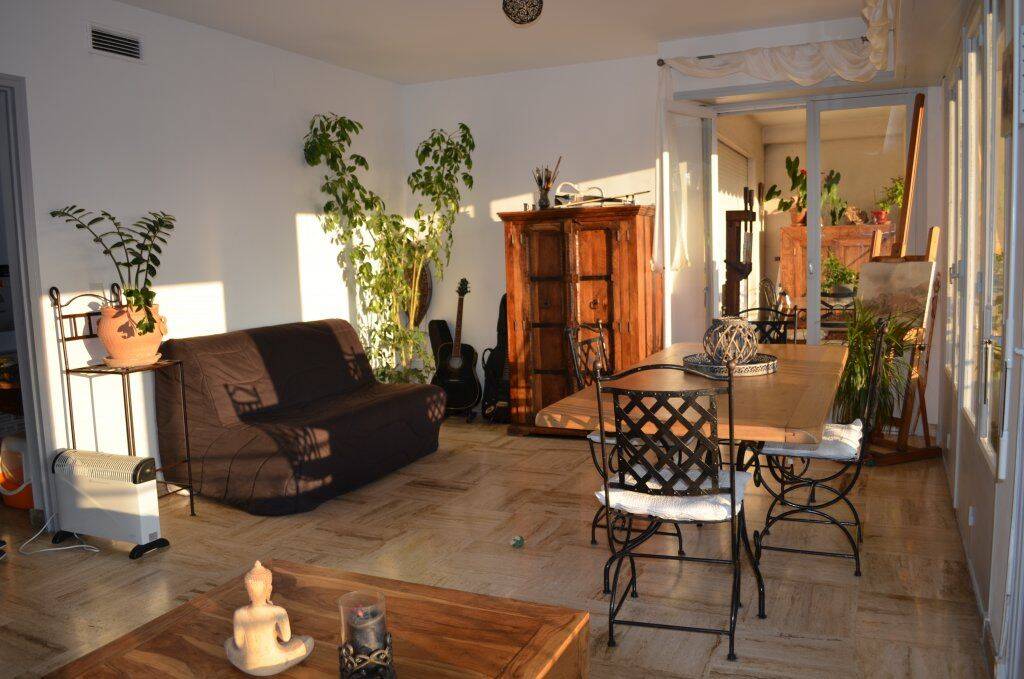 Appartement 3 pièces 77 m² · à Vence · 77 m² · 1 255 €