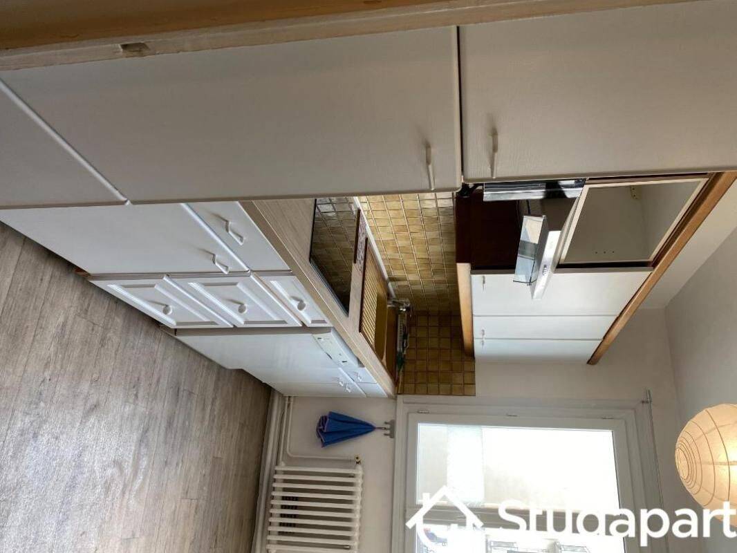 1 pièce 9 m² · à Tours · 9 m² · 350 €/mois