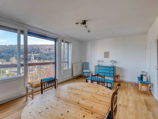 Appartement à vendre 115 000 € 4 pièces 3 chambres 86,9 m² Étage 5/10 Frange Verte-Commanderie Échirolles 38130