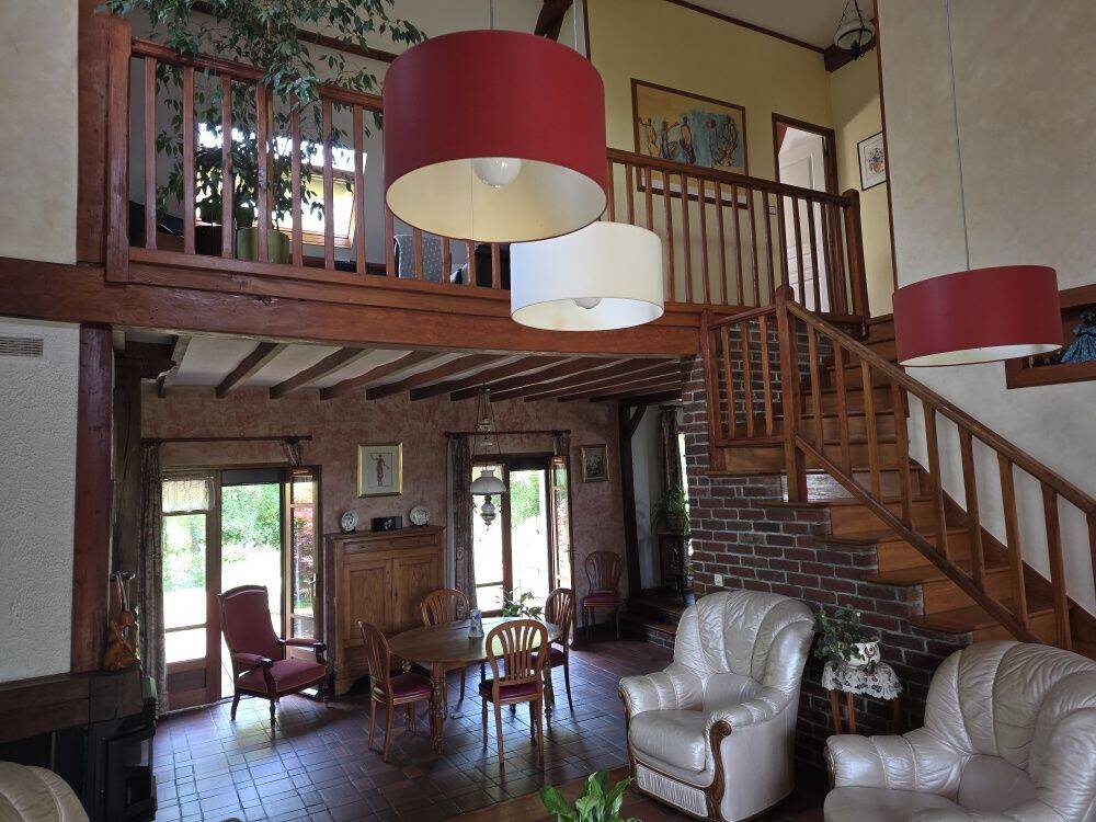 Maison 6 pièces 126 m² · à Molliens-Dreuil · 126 m² · 236 000 €