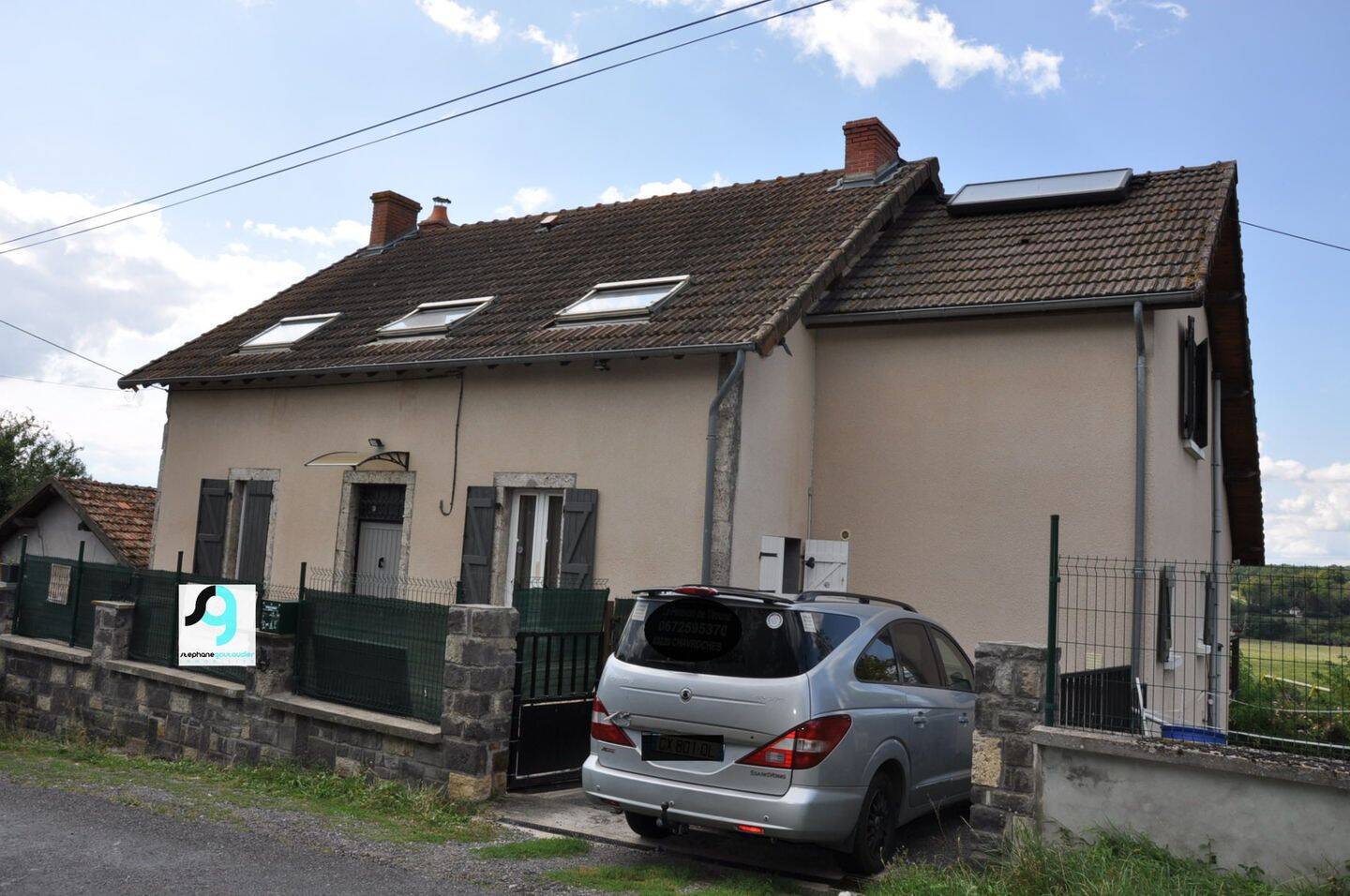 Maison 6 pièces 164 m² · à Chavroches · 164 m² · 189 900 €