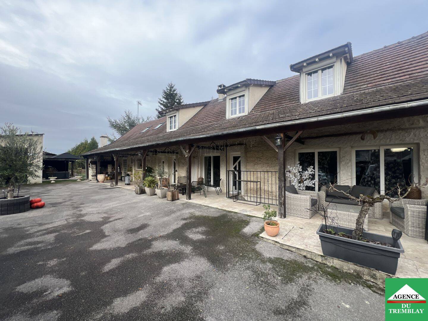 Maison 6 pièces 168 m² · à Pont-Sainte-Maxence · 168 m² · 415 000 €