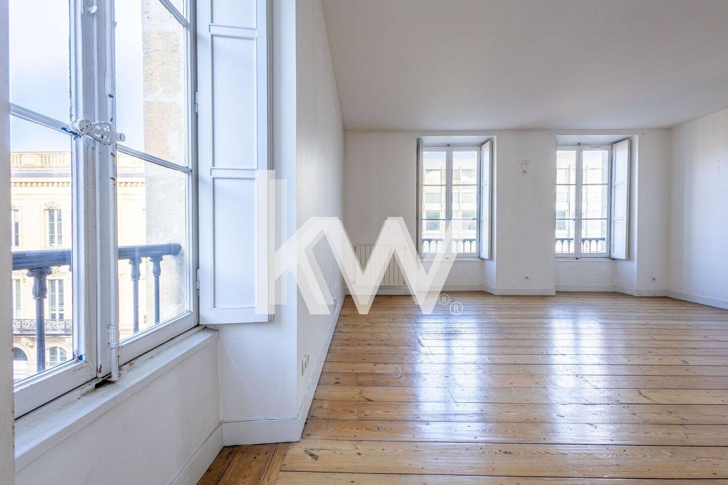 Appartement 5 pièces 126 m² · à Bordeaux · 126 m² · 766 500 €